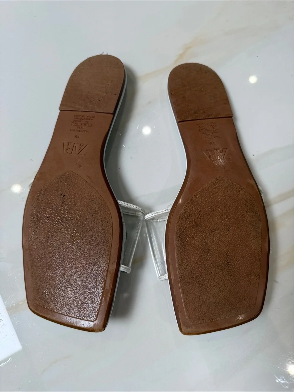 Zara White Slide Sandals with Clear Double Straps and Brown Footbed - Picture 2 of 4